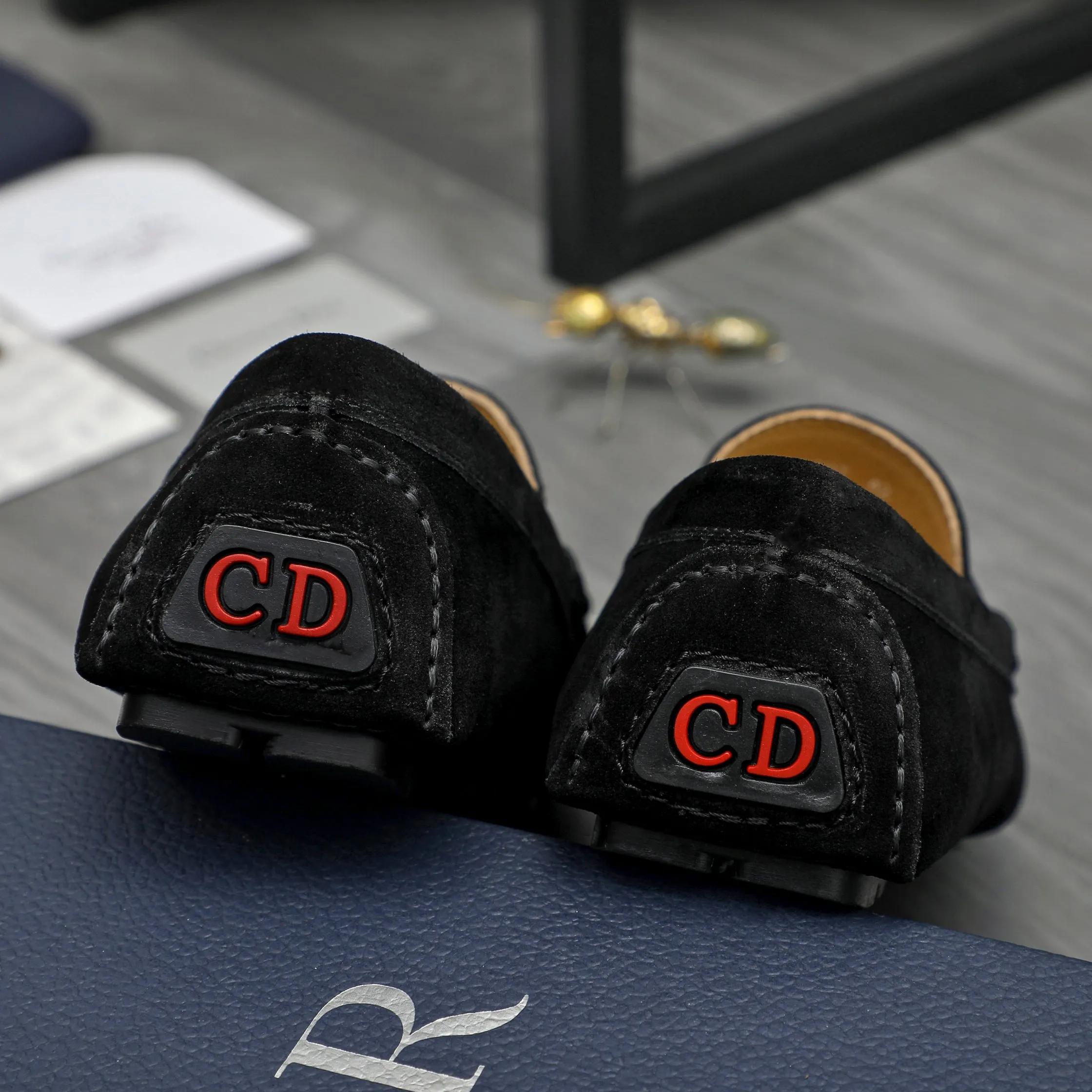Men's shoes 💰p420 Product trademark: Dior "Dior" casual slip-on men's shoes Regular size: 38-44 Product materials: Selected frosted cowhide upper, sheepskin lining, rubber outsole